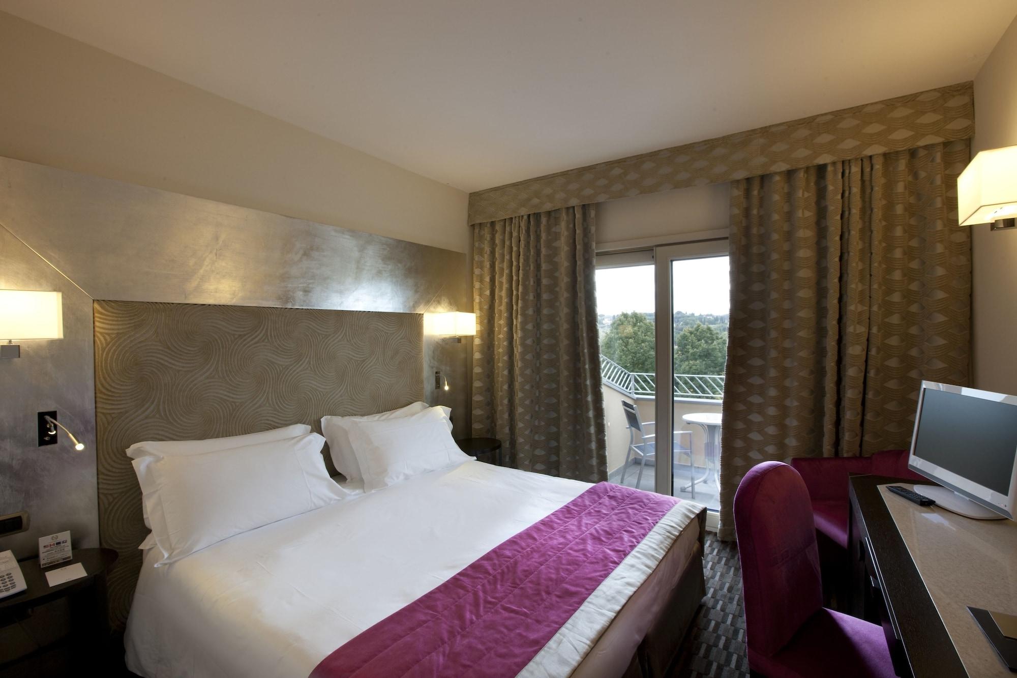 เอฟเอช แกรนด์ โฮเทล เมดิแตร์ราเนโอ Hotel ฟลอเรนซ์ ภายนอก รูปภาพ