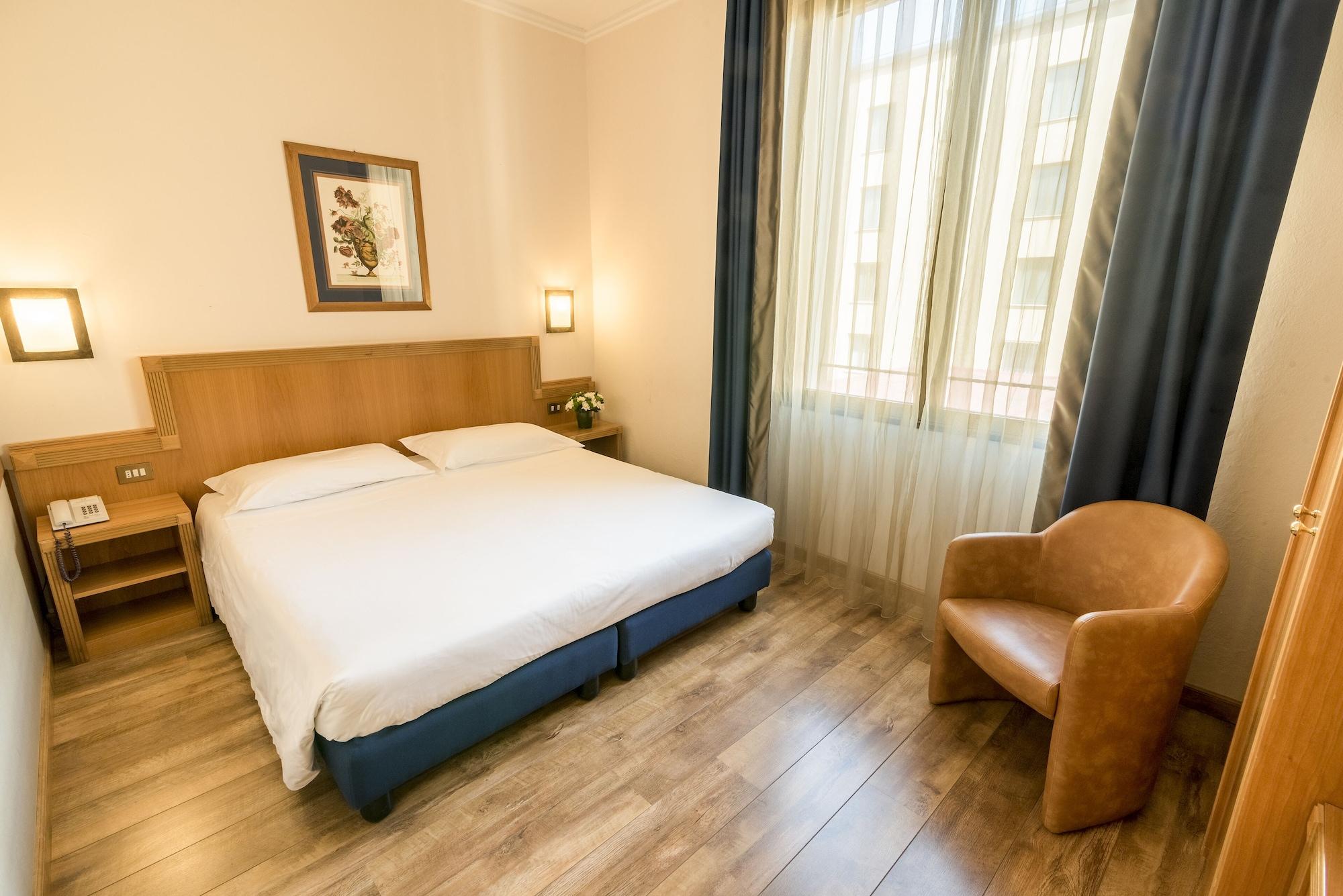 เอฟเอช แกรนด์ โฮเทล เมดิแตร์ราเนโอ Hotel ฟลอเรนซ์ ภายนอก รูปภาพ