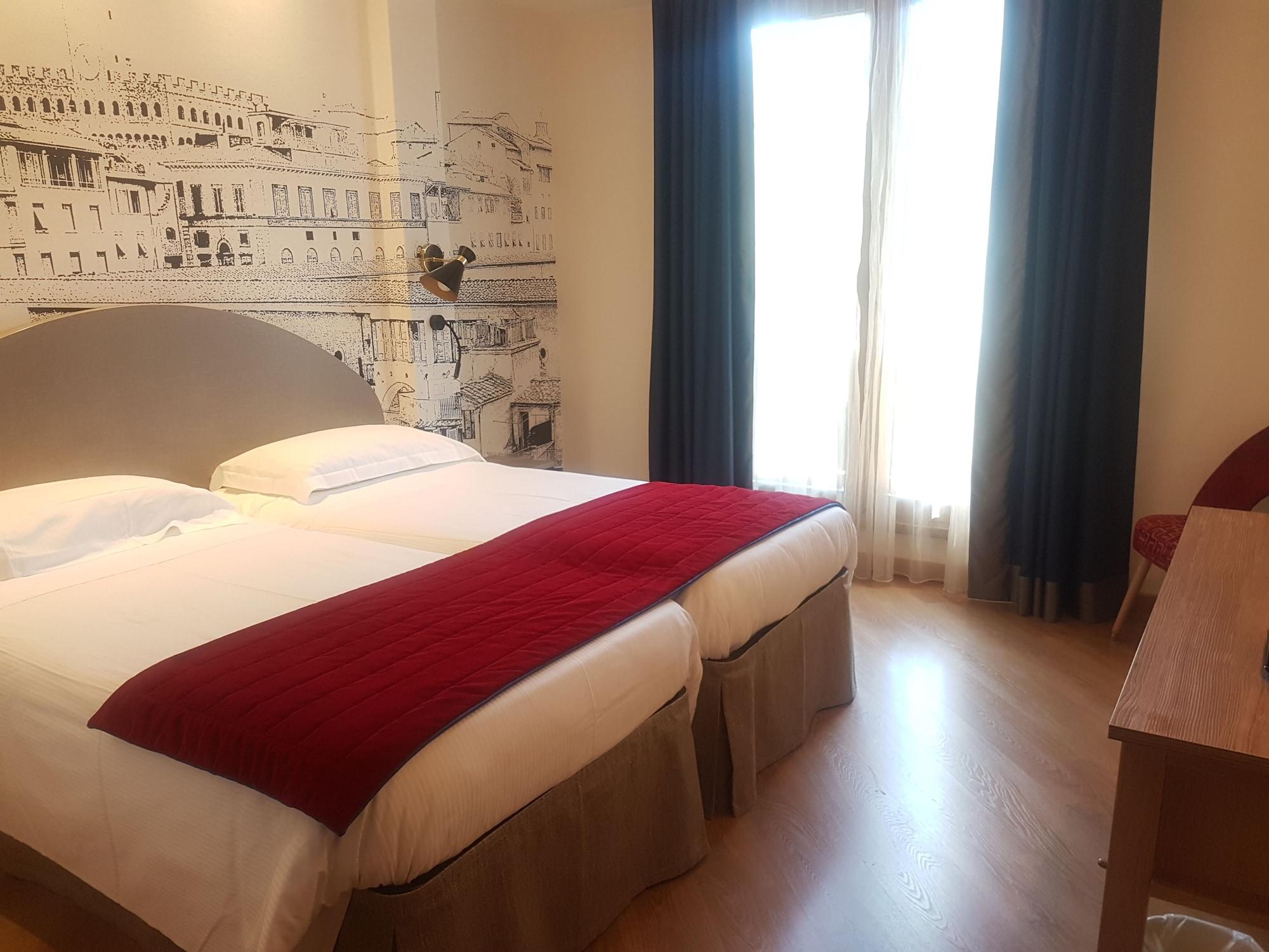 เอฟเอช แกรนด์ โฮเทล เมดิแตร์ราเนโอ Hotel ฟลอเรนซ์ ภายนอก รูปภาพ