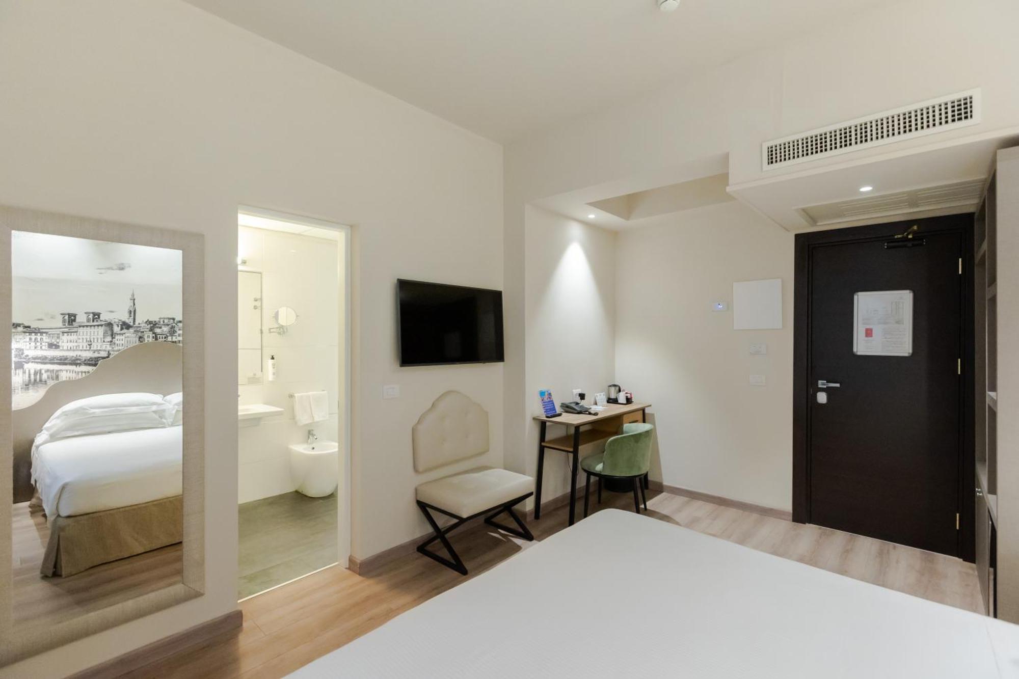 เอฟเอช แกรนด์ โฮเทล เมดิแตร์ราเนโอ Hotel ฟลอเรนซ์ ภายนอก รูปภาพ